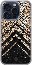 Casimoda® hoesje - Geschikt voor iPhone 15 Pro - Chevron Luipaard - 2-in-1 case - Schokbestendig - Luipaardprint - Verhoogde randen - Bruin/beige, Transparant