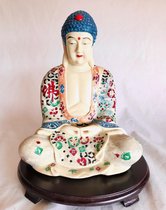 Boeddha beeld zittend op plateau Japanse Boeddha Handgeschilderd Rulai Boeddha beeld (Vairocana) in zware kwaliteit Resin. Ivoor-look en fijne details!