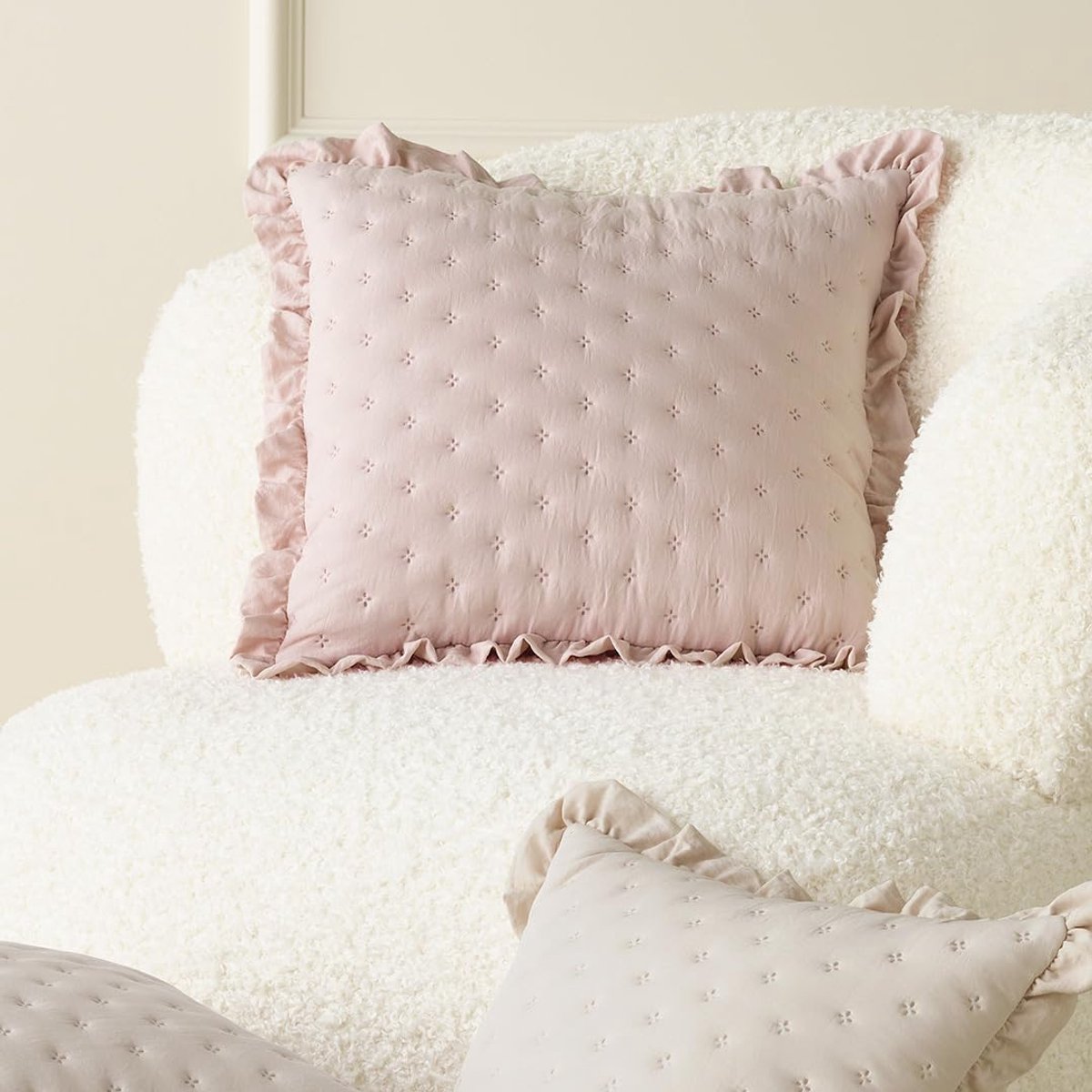 Ibenzoa Sierkussensloop voor Decoratieve Uitstraling met Esthetische Ruches, 45 x 45 cm, Crème, 1 Stuk