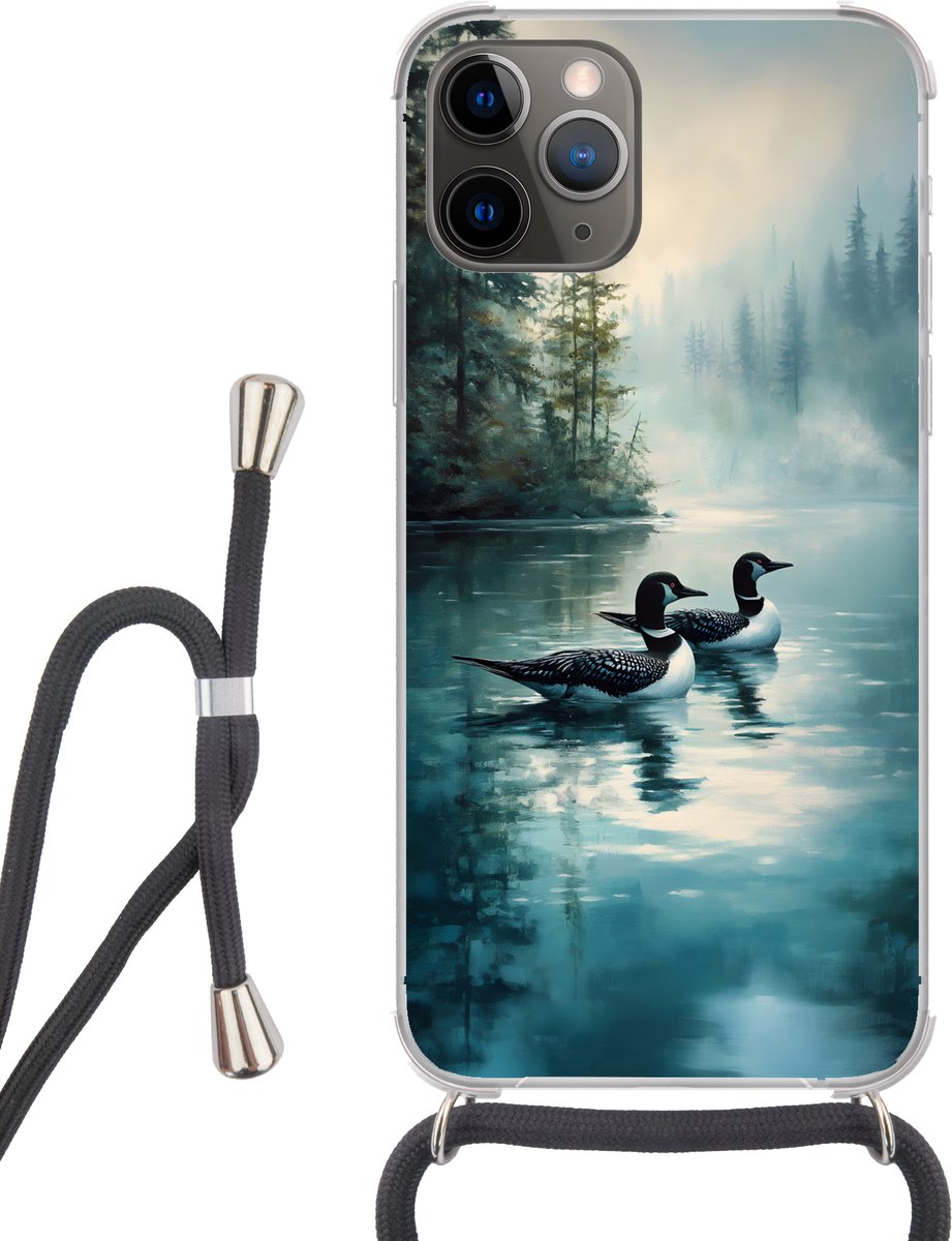 Telefoonhoesje Geschikt voor iPhone 12 pro crossbody - Bos - Water - Eenden - Mistig - Siliconen - Crossbody - Backcover met Koord - Telefoonhoesje met koord - Hoesje met touw Telefoonhoesje