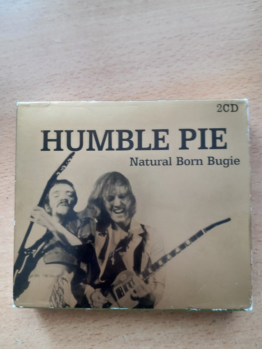 Natural Born Bugie