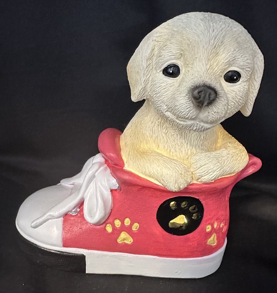Animal de jardin en polyrésine avec chaussure LED - Chien - Beige + chaussure rose - 1 LED - Hauteur 15 x 15 x 14 cm - Accessoires de maison - Accessoires de jardin - Décoration de jardin