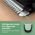 Philips Multigroom mesjes met afgeronde uiteinden. Tekst: Zelfslijpende mesjes met afgeronde uiteinden. Ontworpen voor comfortabelere verzorging.