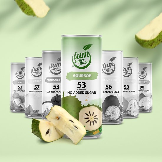 Zeer soursop blikjes van 'iam super juice' met verschillende fruitsmaken. De voorste blikjes tonen 'Soursop', 'Lychee', 'Mango', 'Passion Fruit', 'Pink Guava' en 'Coconut'.