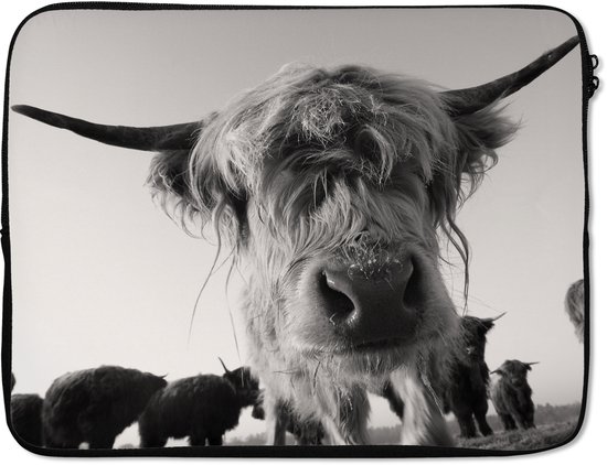 Housse pour ordinateur portable 17 pouces - Highlander écossais - Zwart - Wit - Animaux - Dimensions intérieures 42,5 x 30 cm - Dos noir