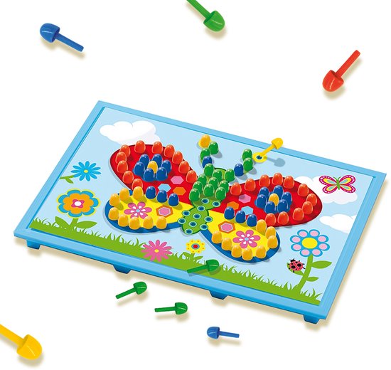 Plateau mosaïque avec cartes