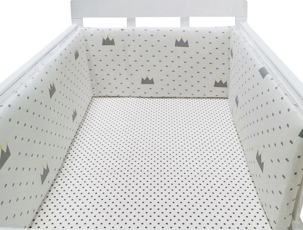Il Bambini - Bedomrander 180x30cm - Baby Bedbumper Ledikant - Katoen - Wit met grijze kroontjes