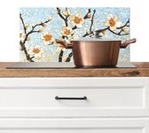 Spatscherm keuken 70x30 cm - Kookplaat achterwand Bloesems - Wit - Mozaïek - Tak - Muurbeschermer - Spatwand fornuis - Hoogwaardig aluminium