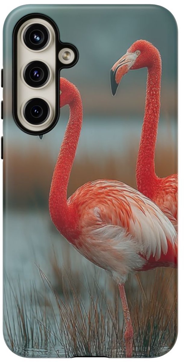 Drie Flamingo’s in Moerasgebied – Telefoonhoesje Geschikt voor Galaxy S24 Plus