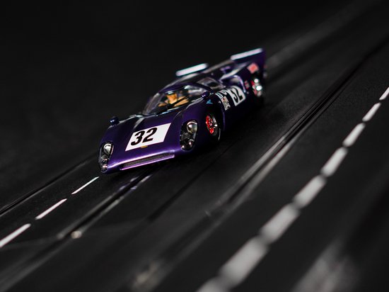 Carrera Speelgoedvoertuig - DIGITAL 124 - Lola T70 MKIIIb - No.32 auto van Merkloos — afbeelding 3