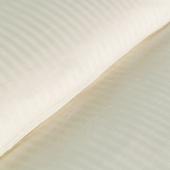 Kayori Elin Dekbedovertrek Katoensatijn - 240x200-220 cm +2 slopen - Lits-jumeaux - Offwhite van Merkloos — afbeelding 3
