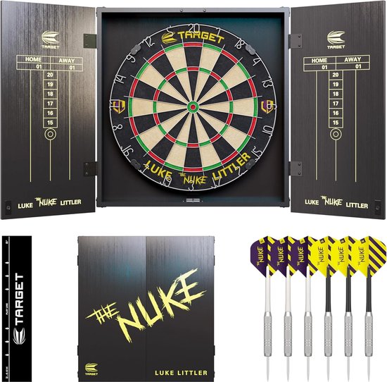 Coffret de fléchettes Target Darts Luke Littler et Set de fléchettes, édition joueur « The Nuke », Set de fléchettes avec 2 jeux de fléchettes à pointe en acier, cartes de Score , ligne de lancer standard de compétition
