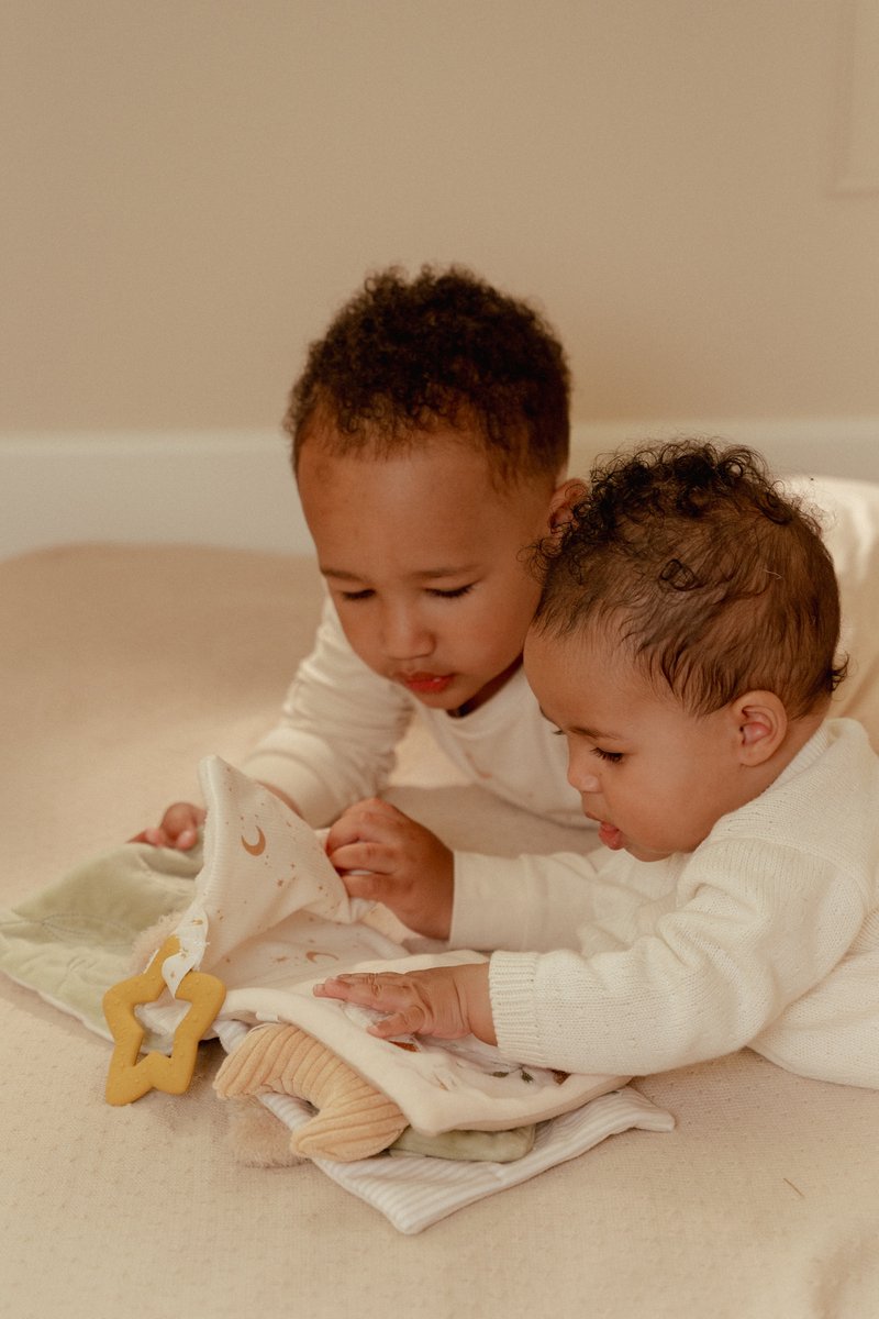 Little Dutch Newborn Naturals Activiteitenboekje — afbeelding 2