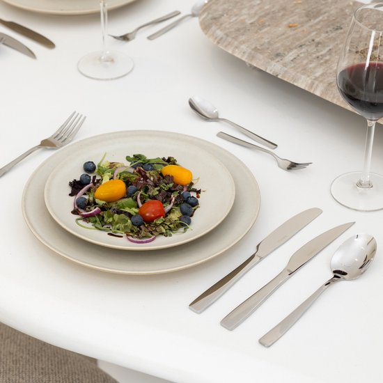 Ménagère Deleca Essential pour 8 personnes (48 pièces) - Cuillères, Couteaux, Fourchettes, Couteaux à steak et fourchettes à pâtisserie - Passe au lave-vaisselle - Argent brillant / Acier inoxydable