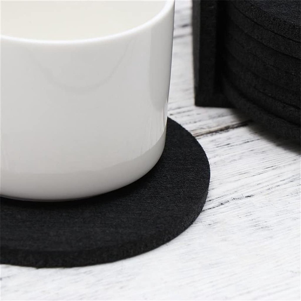 Set Van 8 Onderzetters - Vilten onderzetter - Onderzetters Met Houder - Onderzetters Voor Glazen - Onderzettersset - Isolatiemat - Anti-verbrandingskommat - Anti Slip - Hittebestendig - Zwart — cadeau in Wonen & Interieur - foto 3
