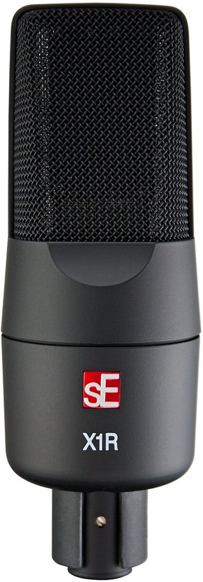 Zwarte sE Electronics X1R microfoon met een zilveren SE-logo en X1R-tekst.