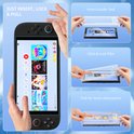 Instructieafbeeldingen: 'Just insert, lock & pull' met Nintendo Switch en accessoires. Toont plaatsing van screenprotector met tool.