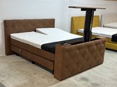 BedNL - Boxspring - 200x200 - Cognac - Rotterdam - Elektrische verstelbaar Met voetbord Tv lift