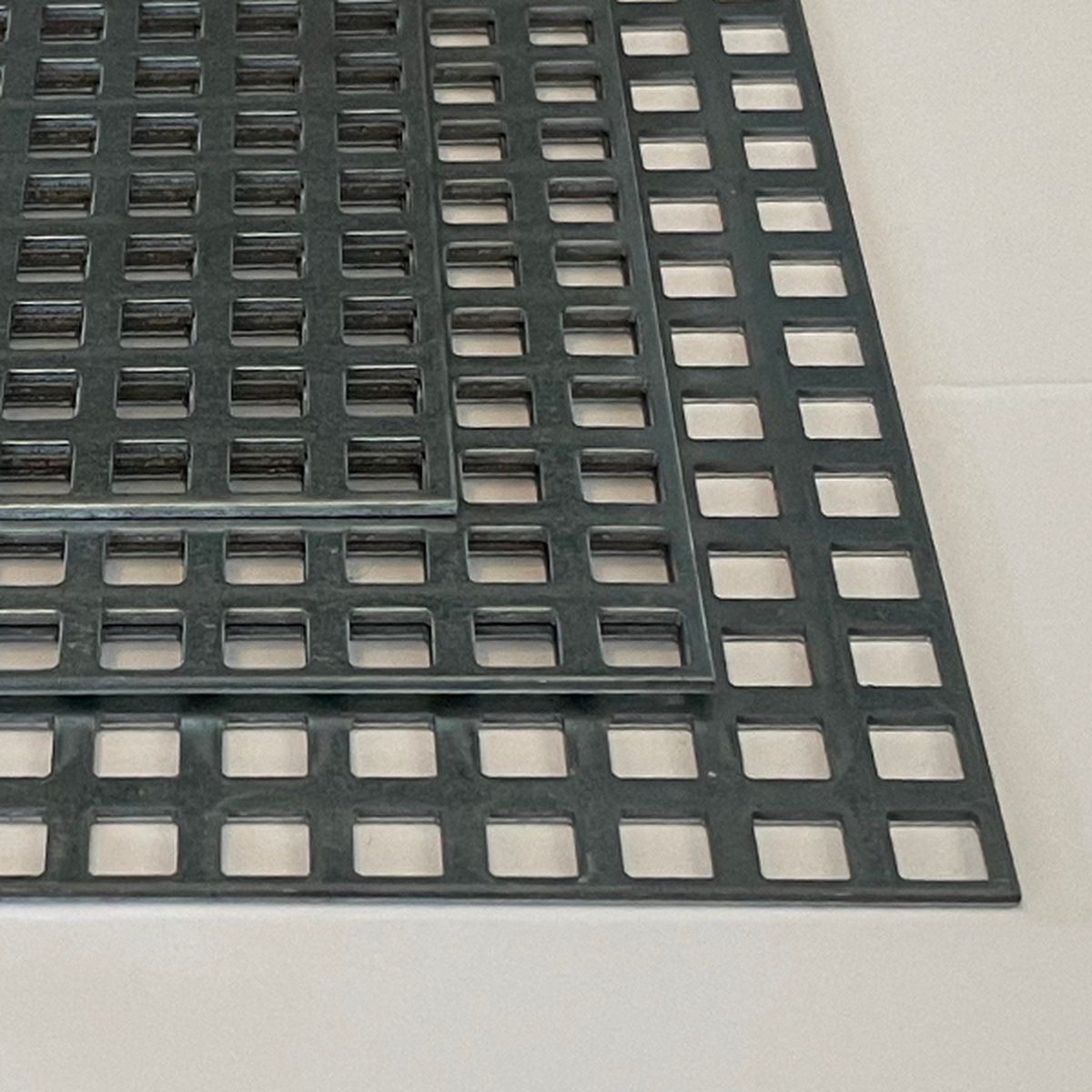 Gegalvaniseerd staal geperforeerde plaat Vierkant - 2mm, 1000x500mm