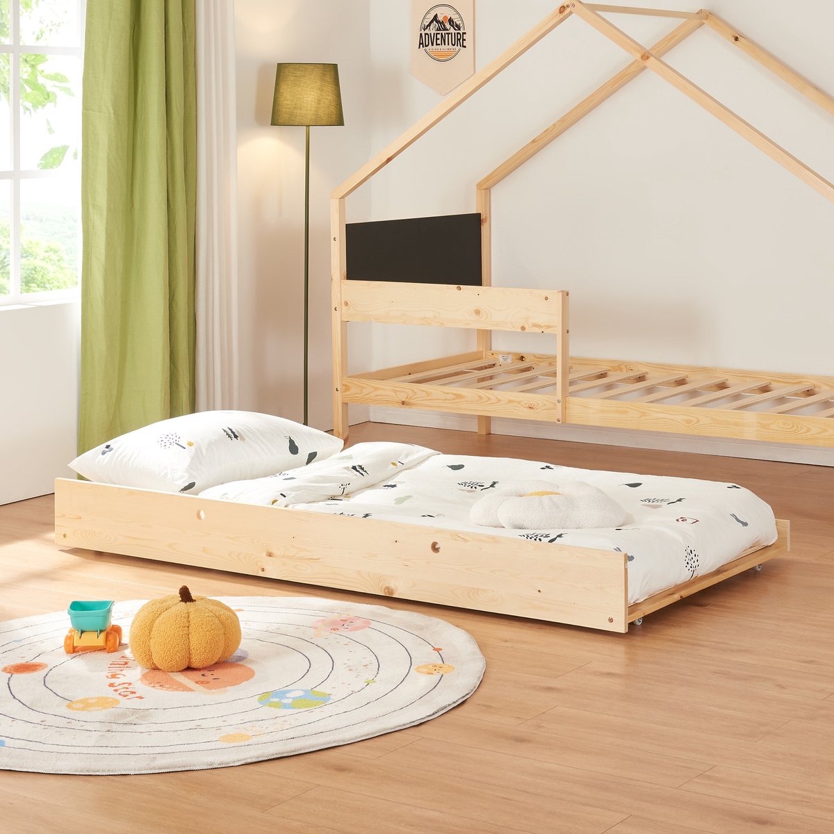 en.casa Kinderbed Sodankylä huisbed met onderschuifbed 90x200 cm naturel en zwart [en.casa]