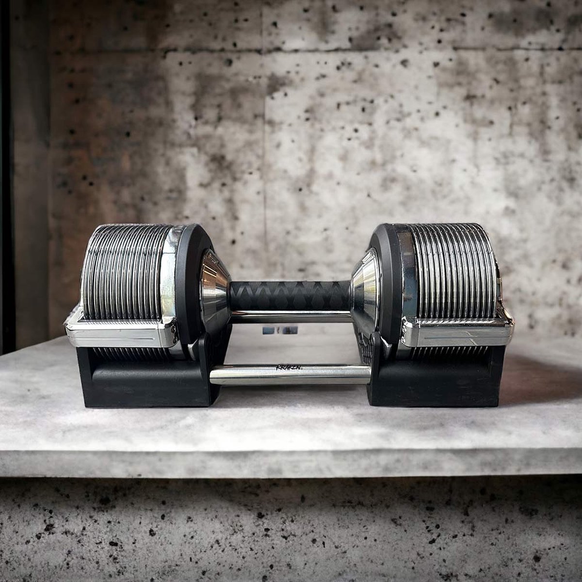 KRAKEN Verstelbare Dumbbell 32 KG | Halterset Verstelbaar in Gewicht | Adjustable Fitness Dumbbell | Krachttraining Trainingshalter 20KG | Tactical Dumbbell | Maximum Efficiency | ideaal voor Thuis- en Gym Training | PREMIUM model met 1 KG stappen! – foto 6