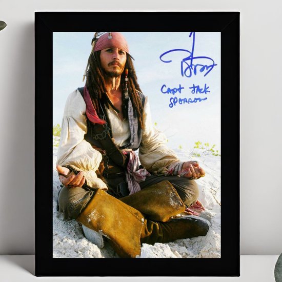 Jack Sparrow Ingelijste Handtekeningen – 15 x 10cm In Klassiek Zwart Frame – Gedrukte handtekening – Pirates of the Caribbean - Johnny Depp