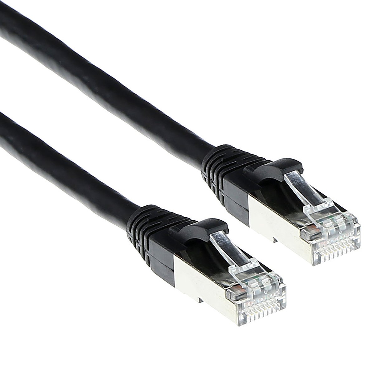 ACT Zwarte 7 meter SFTP CAT6A patchkabel snagless met RJ45 connectoren FB6907