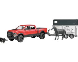 foto van Bruder 2501 RAM 25 Power Wagon met paardenaanhanger en 1 paard