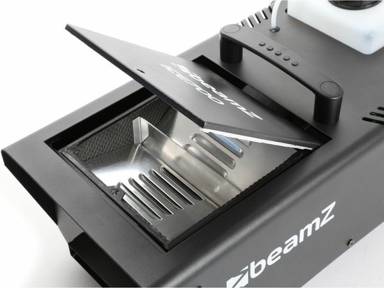 Rookmachine - BeamZ ICE700 low fog machine 700W voor laaghangende rook - BeamZ