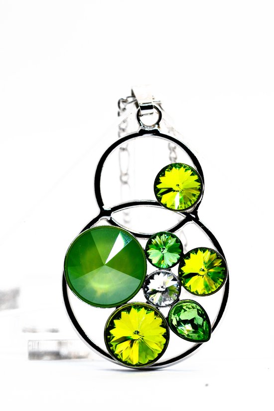 GIOVE Bijou Handgemaakt - Design italien avec SWAROVSKI ELEMENTS ™ Pendentif longueur 5 cm, largeur 3 cm - Chaîne 50 cm - Bijou en matière rhodiée et plaqué or.