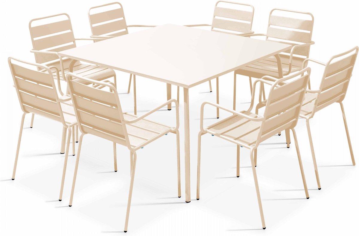 Oviala tuinset met vierkante tafel en 8 ivoor fauteuils.