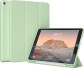 Accezz Tablet Hoes Geschikt voor iPad 9 (2021) 9e generatie / iPad 8 (2020) 8e generatie / iPad 7 (2019) 7e generatie - Accezz Smart Silicone Bookcase - Lichtgroen