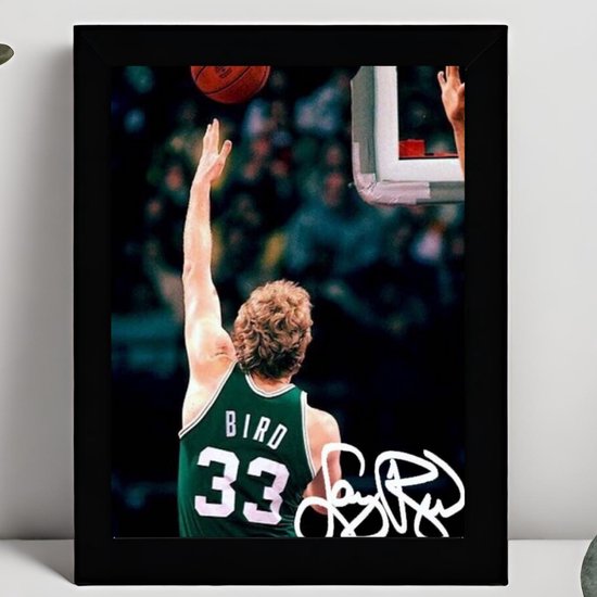Larry Bird Ingelijste Handtekening – 15 x 10cm In Klassiek Zwart Frame – Gedrukte handtekening – NBA - Basketball - Boston Celtics