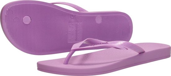Lila Ipanema teenslipper, zool en zijaanzicht.