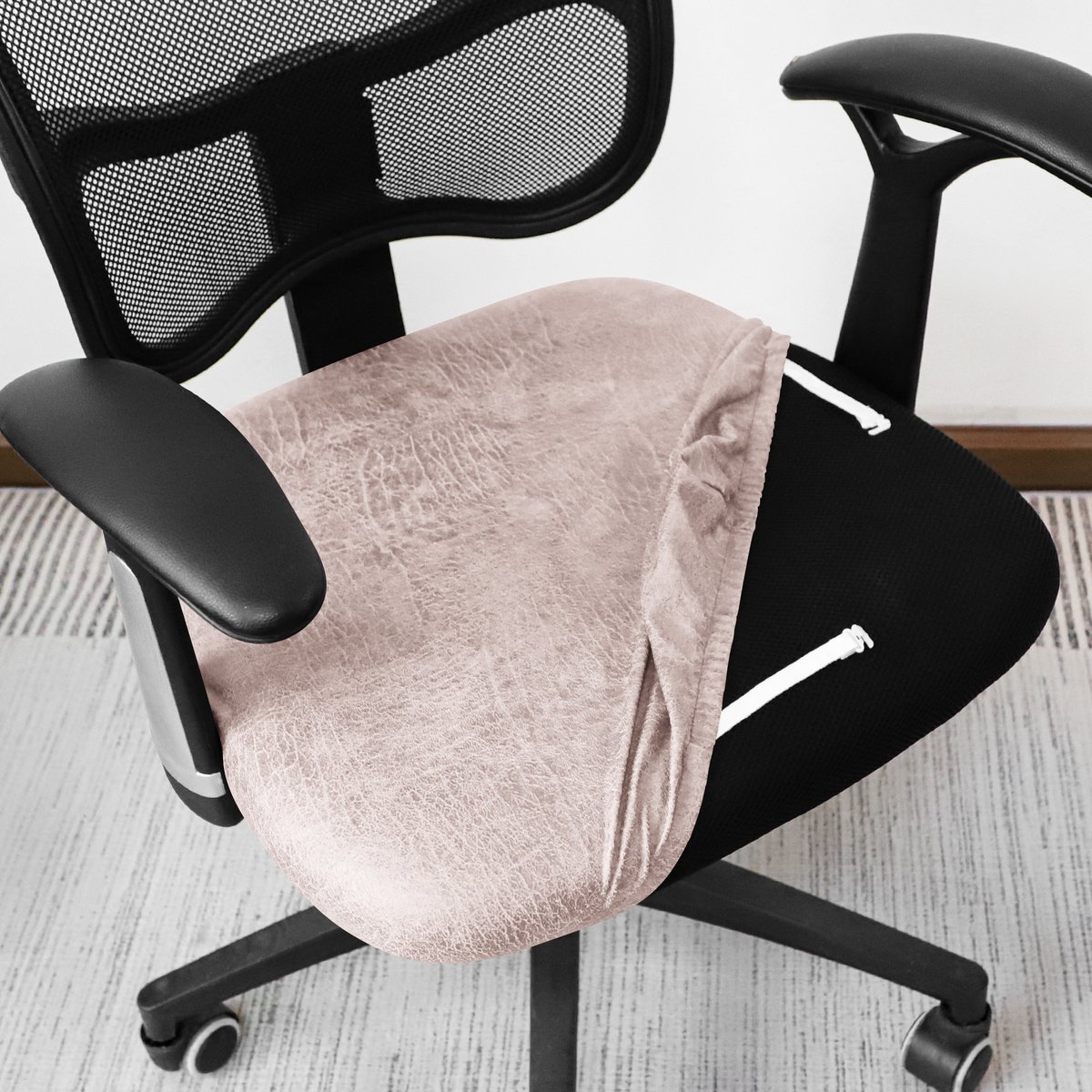 Covers By Ralfos* Bureaustoelhoes lederen uitstraling Ecru/wit | Hoes | Chair cover | Eetkamerstoel hoes | Beige | Universeel | Voor zitting | Stretch | Kantoor en thuisgebruik | Wasmachine bestendig | Eetkamer