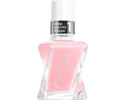 Essie Gel Couture nagellak 505 Gossamer Garments - roze gelnagellak zonder UV-lamp