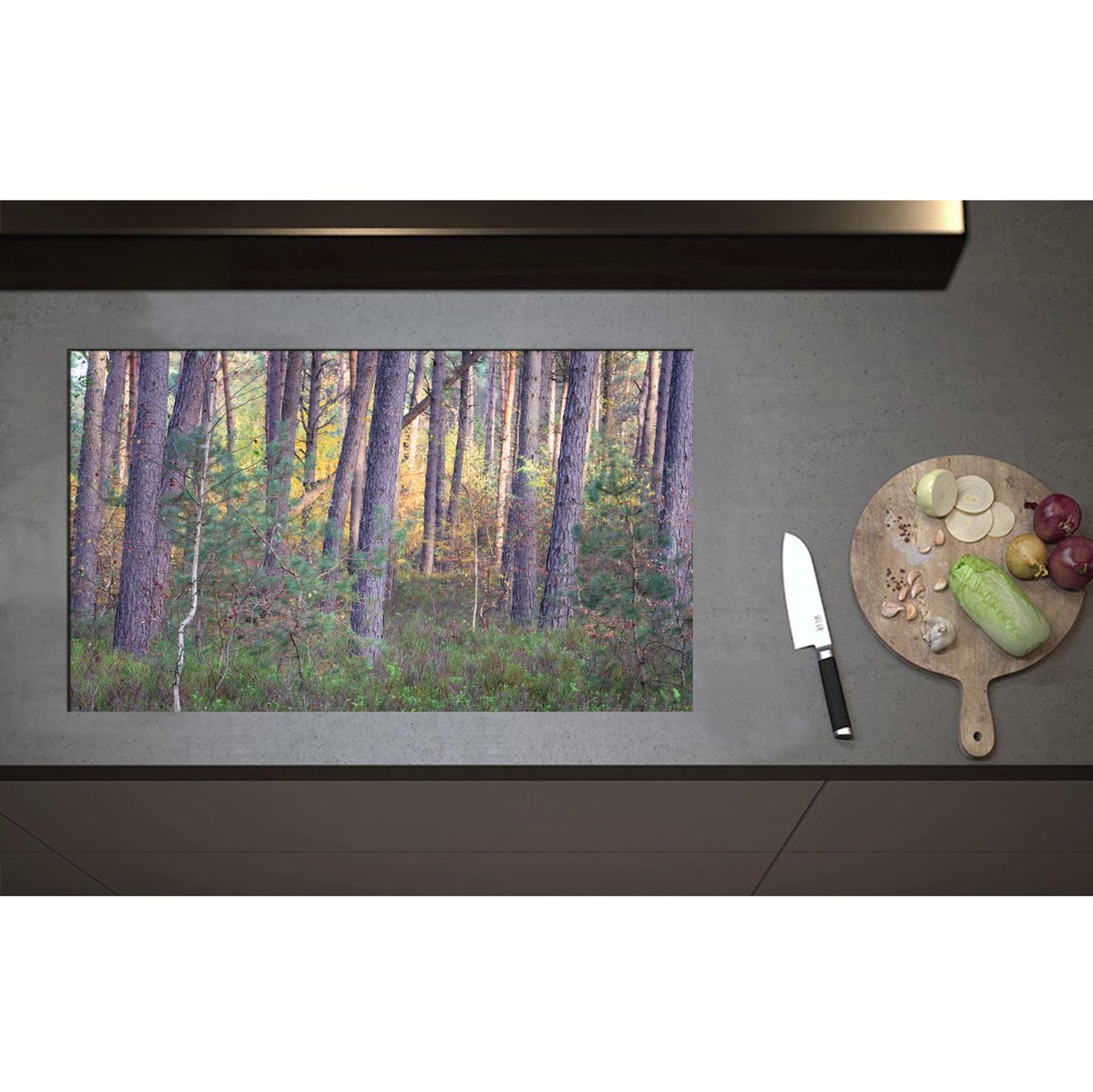 Inductieplaat Beschermer - Bomen in een Bos in Nederland - 85x50 cm - 2 mm Dik - Inductie Beschermer - Bescherming Inductiekookplaat - Kookplaat Beschermer van Zwart Vinyl