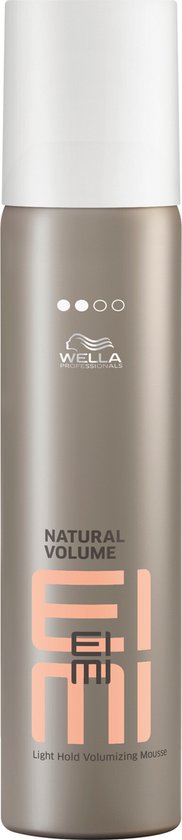 Wella EIMI Natural Volume mousse fles met witte dop en bruine body met oranje tekst.