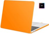 Laptophoes - Geschikt voor MacBook Pro M1 Hoes Case - 13 inch - A2338 (2020) - Oranje