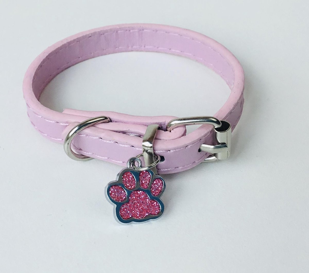 Honden Halsband Met Bedel - XS - Kleinere Honden - Nekomvang 16 tot 21 CM - Huisdier Halsband - Roze - Voor O.a. Maltezers, Chihuahua’s etc.