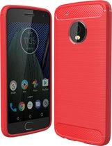 Voor Motorola Moto G5 Plus geborsteld koolstofvezel textuur schokbestendig TPU beschermhoes (rood)