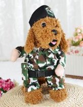 Carnavalspak voor de hond als soldaat groene camouflage