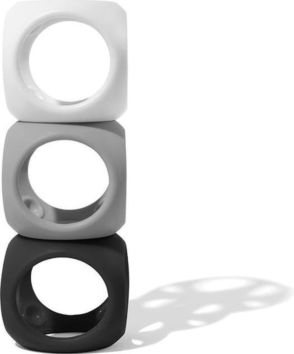 OIBO / SET Monochrome kleuren, set van 3 soft-grip baby ballen in verschillende kleuren, in siliconen rubber, in doos 8.3x8.3x19.2cm, 0+