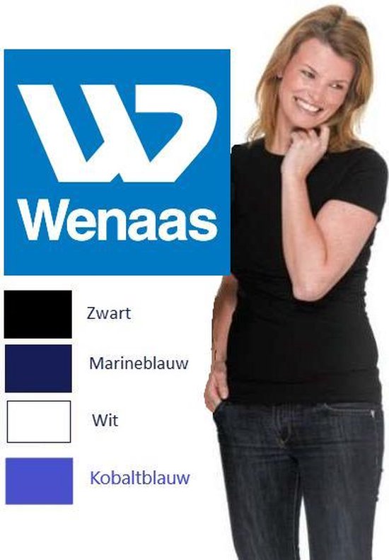 Model in zwart T-shirt en spijkerbroek, met Wenaas logo en kleurstalen.