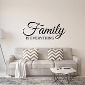 Muursticker Family Is Everything - Zwart - 80 x 33 cm - engelse teksten woonkamer