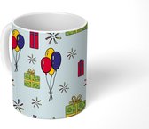 Mok - Koffiemok - Verjaardag - Patroon - Cadeau - Ballonnen - Mokken - 350 ML - Beker - Koffiemokken - Theemok