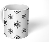 Mok - Koffiemok - Sneeuwvlok - Winter - Zwart - Wit - Patronen - Mokken - 350 ML - Beker - Koffiemokken - Theemok