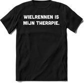 Wielrennen is mijn therapie T-Shirt Heren / Dames - Perfect wielren Cadeau Shirt - grappige Spreuken, Zinnen en Teksten. Maat M