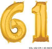 Mega grote XXL gouden folie ballon cijfer 61 jaar.  leeftijd verjaardag 61 jaar. 102 cm 40 inch. Met rietje om ballonnen mee op te blazen.
