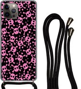 Hoesje met koord Geschikt voor iPhone 12 Pro Max - Meisje - Piraten - Roze - Patronen - Girl - Kind - Kinderen - Siliconen - Crossbody - Backcover met Koord - Telefoonhoesje met koord - Hoesje met touw